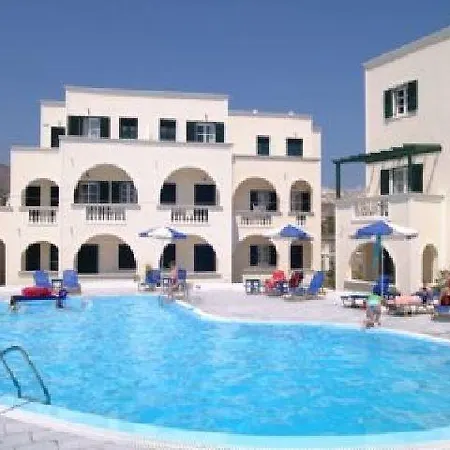 Golden Sun And Hotel Kamari (Santorini)